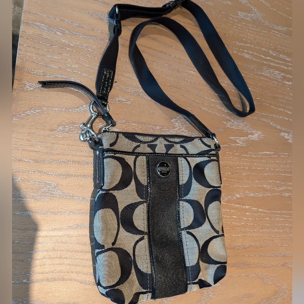 Coach Jacquard signature crossbody messenger bag